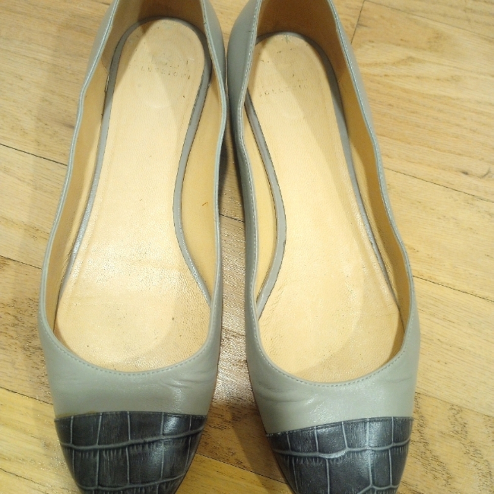 Armani Collezioni Elegant Gray Women's Flats